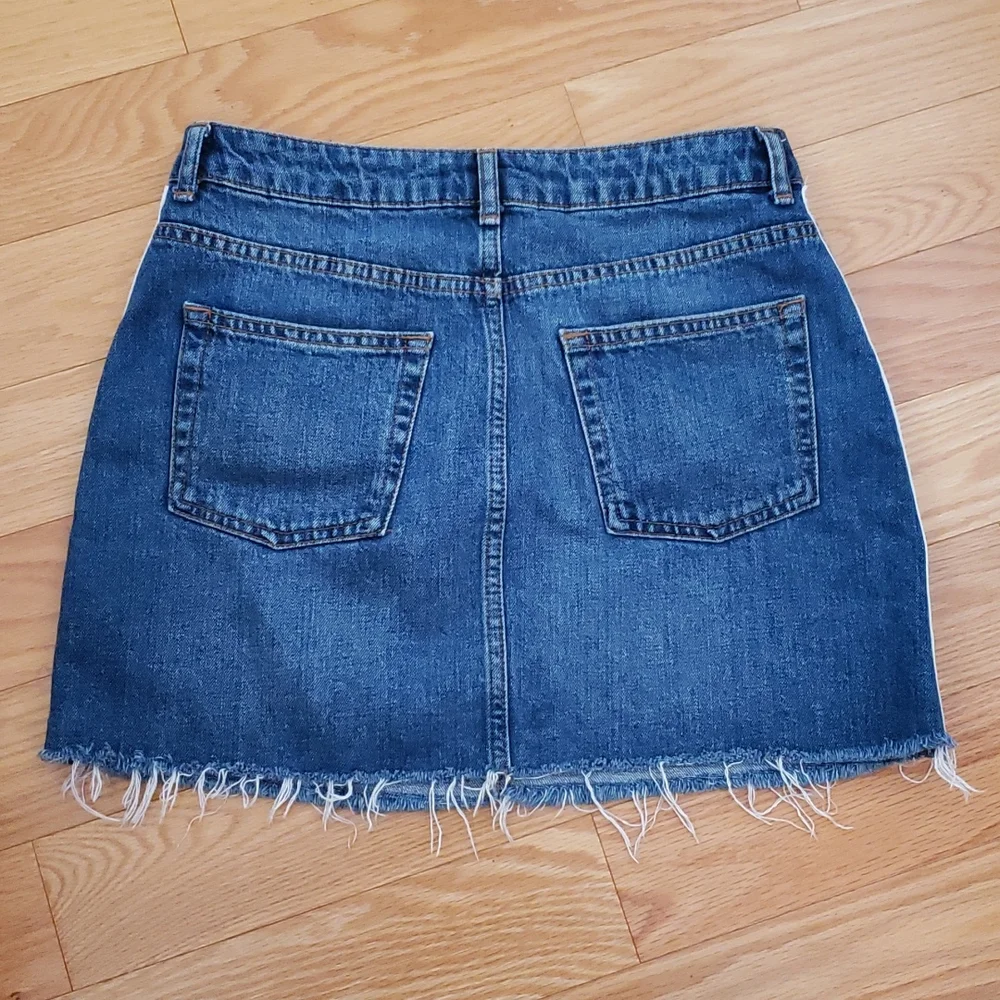 TOPSHOP MOTO Denim Mini w/ Stripe Size 6